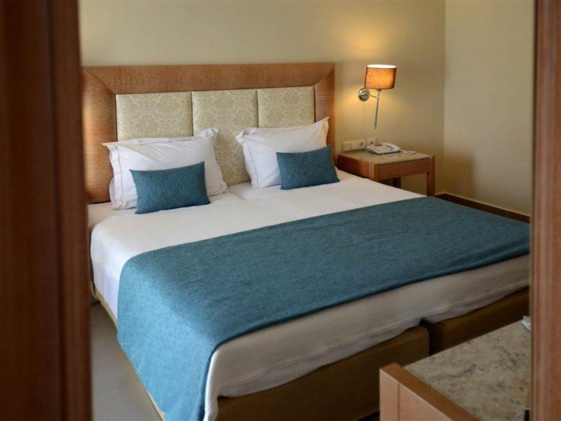 Danai & Hotel 4*