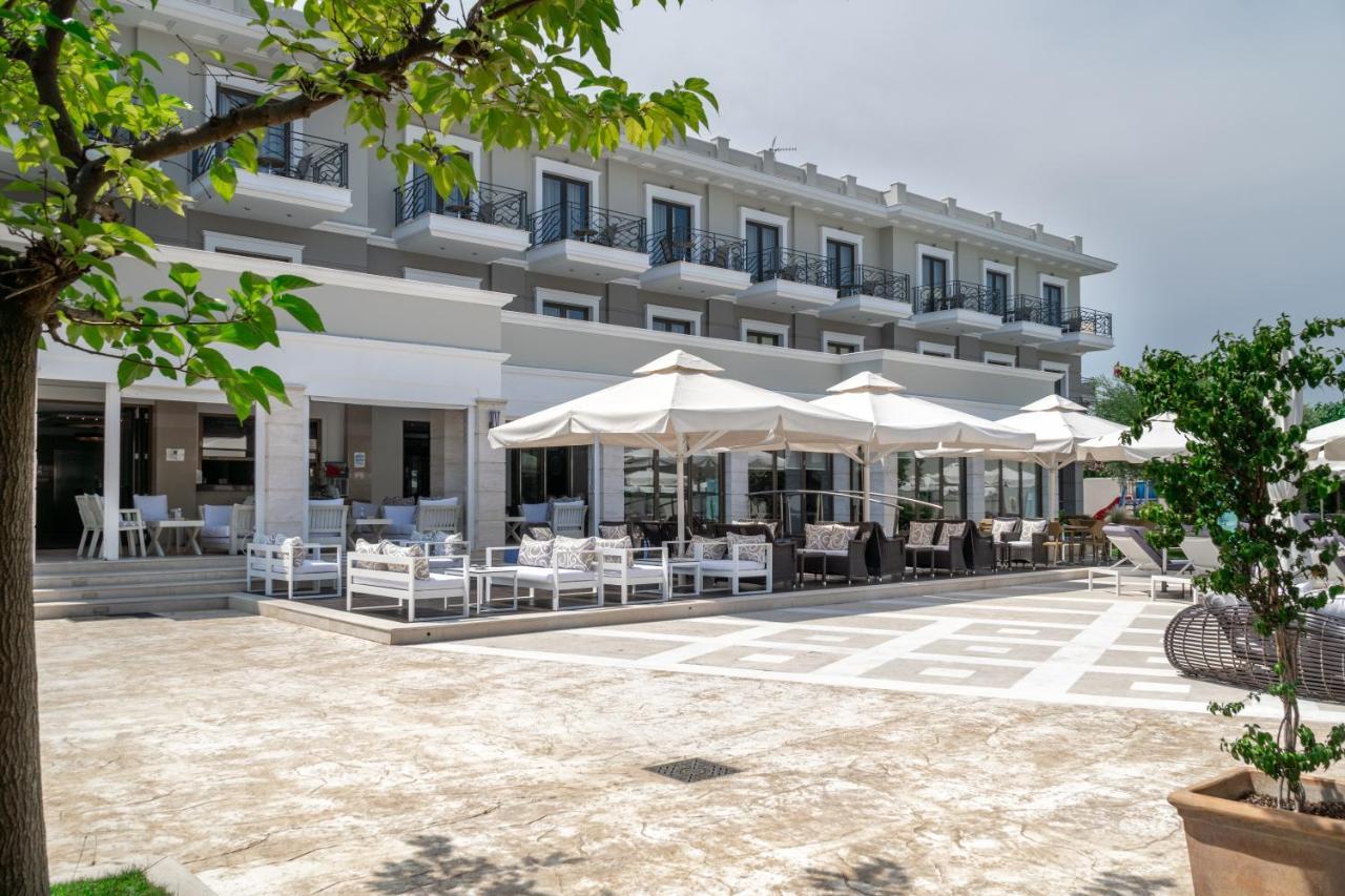 Danai & Hotel 4*